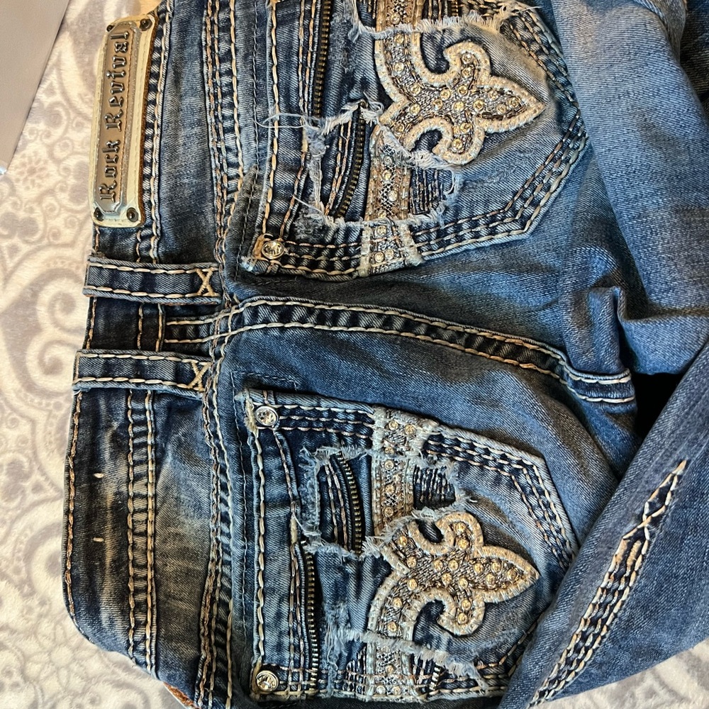Rock revival skinny jeans